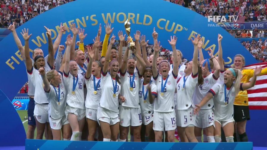 USWNT+celebrates+after+their+World+Cup+victory.