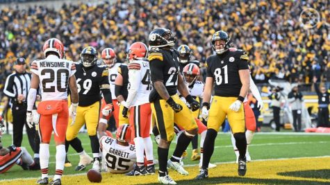 Najee Harris and the Steelers celebrate a touchdown during Week 18. Photo Credit: steelers.com