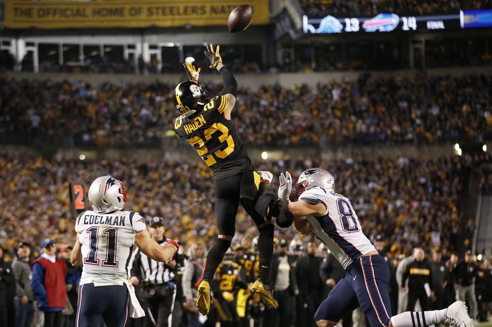 Photo: Steelers Levi Wallace Intercept Deep Pass Against Saints